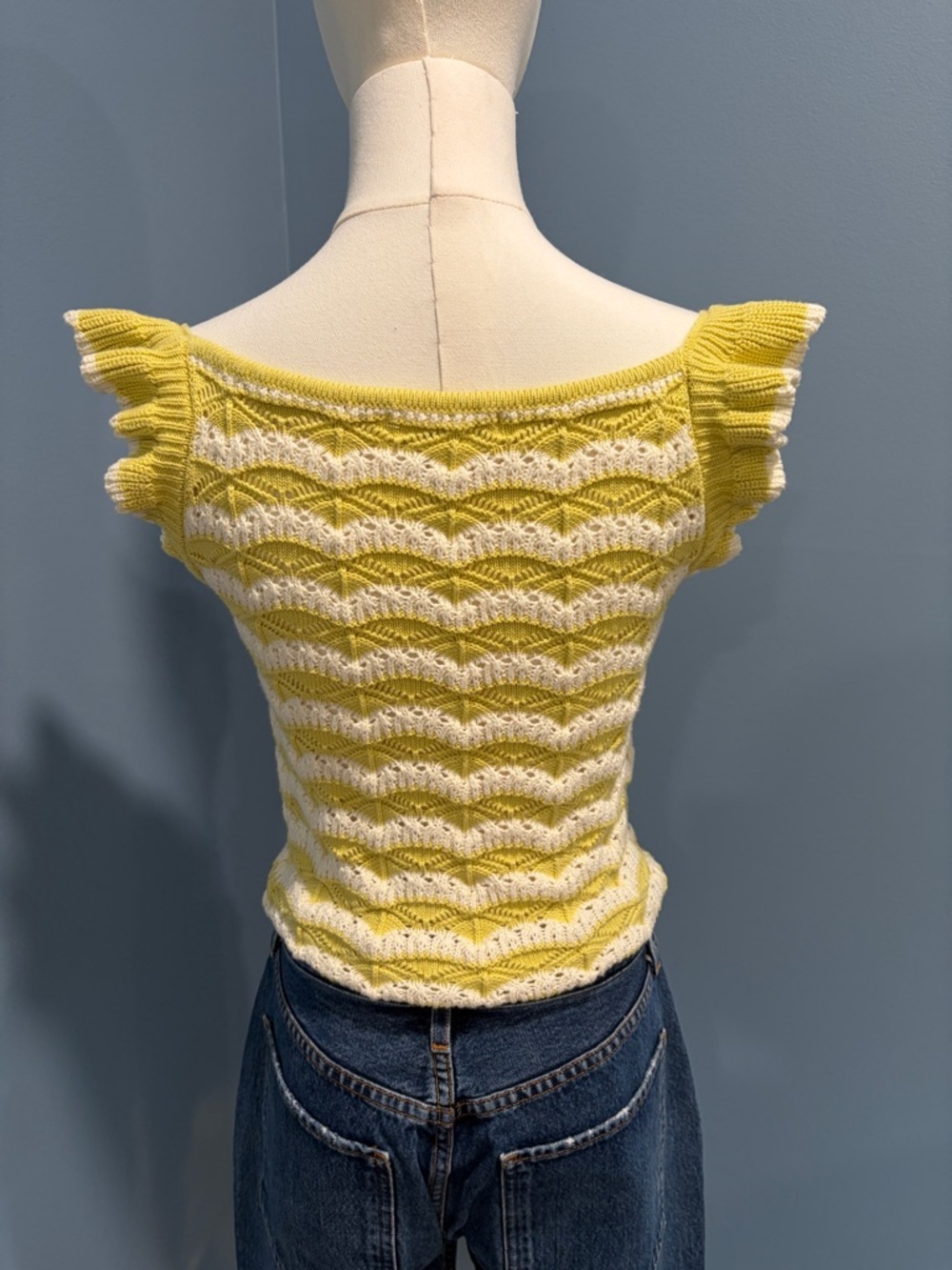 Heartloom Yellow White Knit Tank Top Size M Ruffle Strap Cottagecore Sweater - Picture 5 of 7